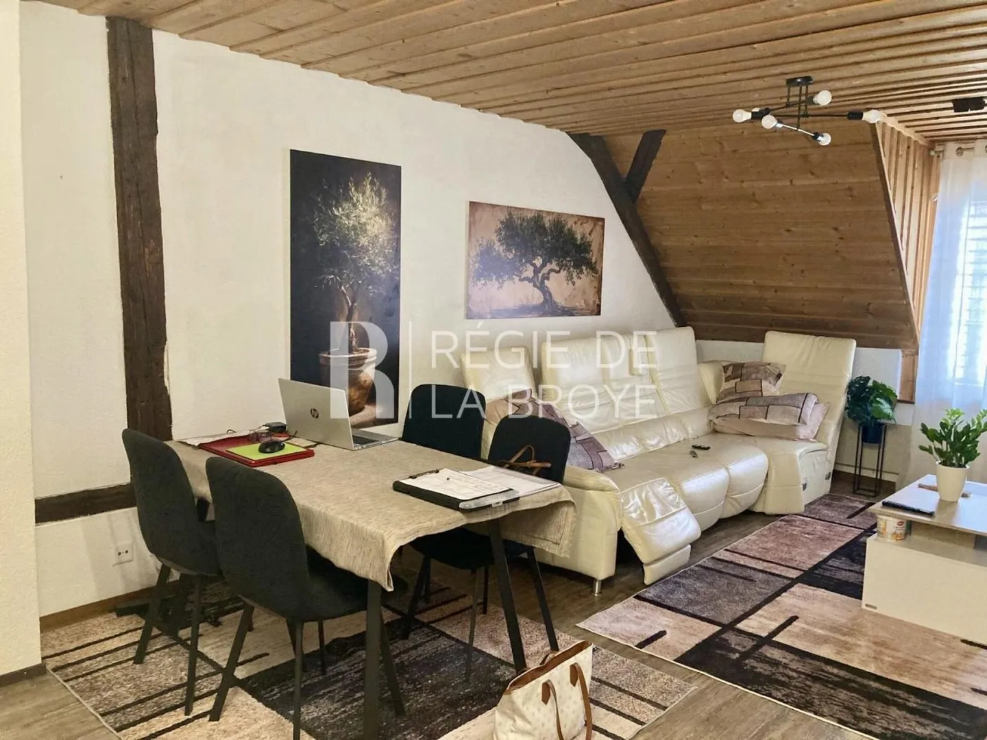 Appartamento 2.5 stanze - Foto 2 di 8
