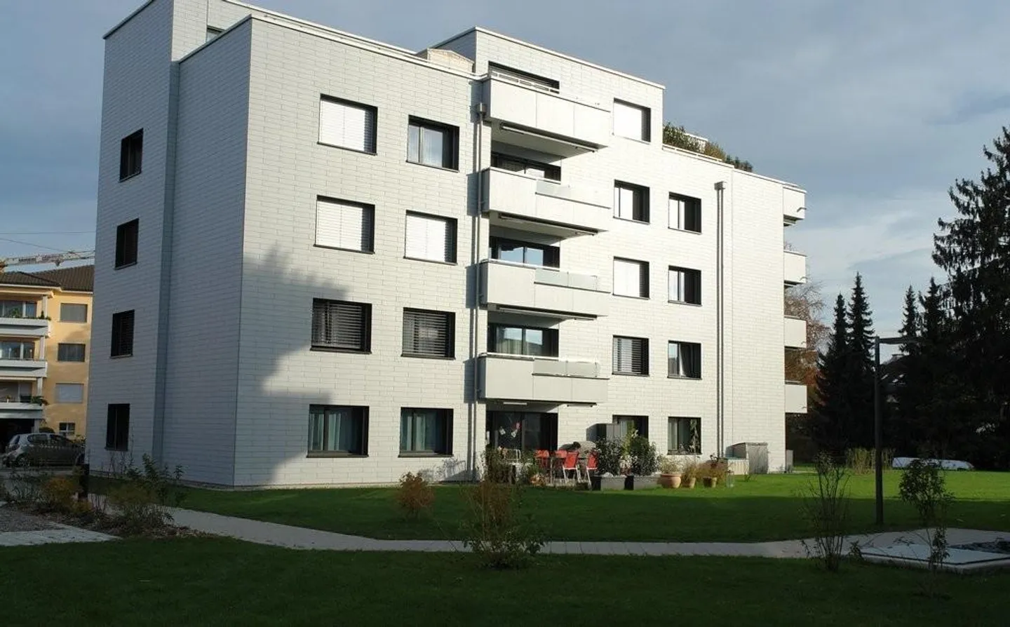 Parking space available for immediate rent - Photo 1 of 1