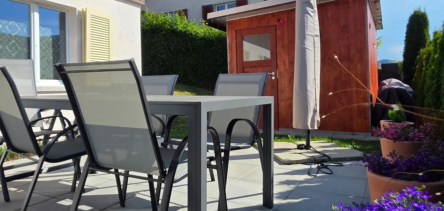 renoviertes Einfamilienhaus in familienfreundlichem Quartier - Foto 1 di 3