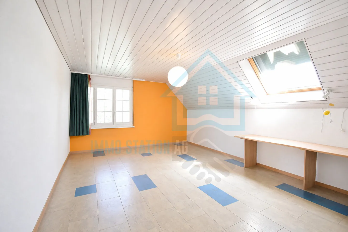 Villa spacieuse avec caractère, jardin et grand potentiel à Stüsslingen - Photo 9 sur 17