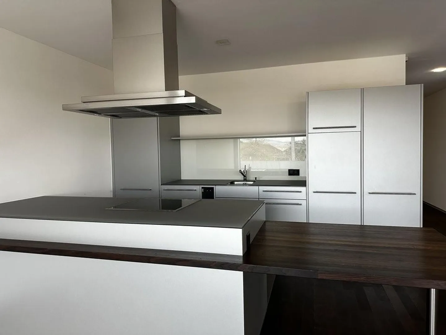 Appartamento Attico Moderno nel Tranquillo Belp - Foto 4 di 11
