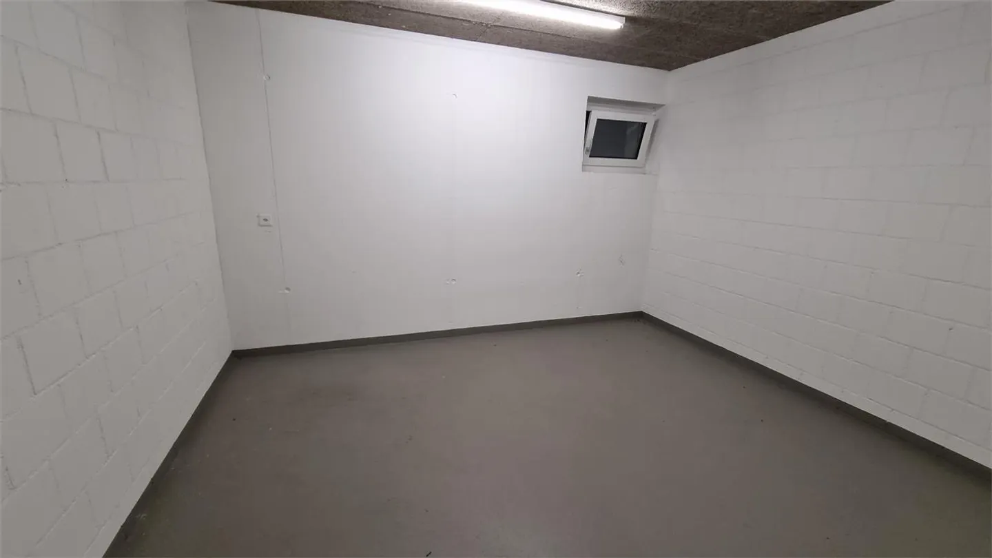 Diaspora Room/Storage in Domat/Ems (15m2) - Photo 1 of 3