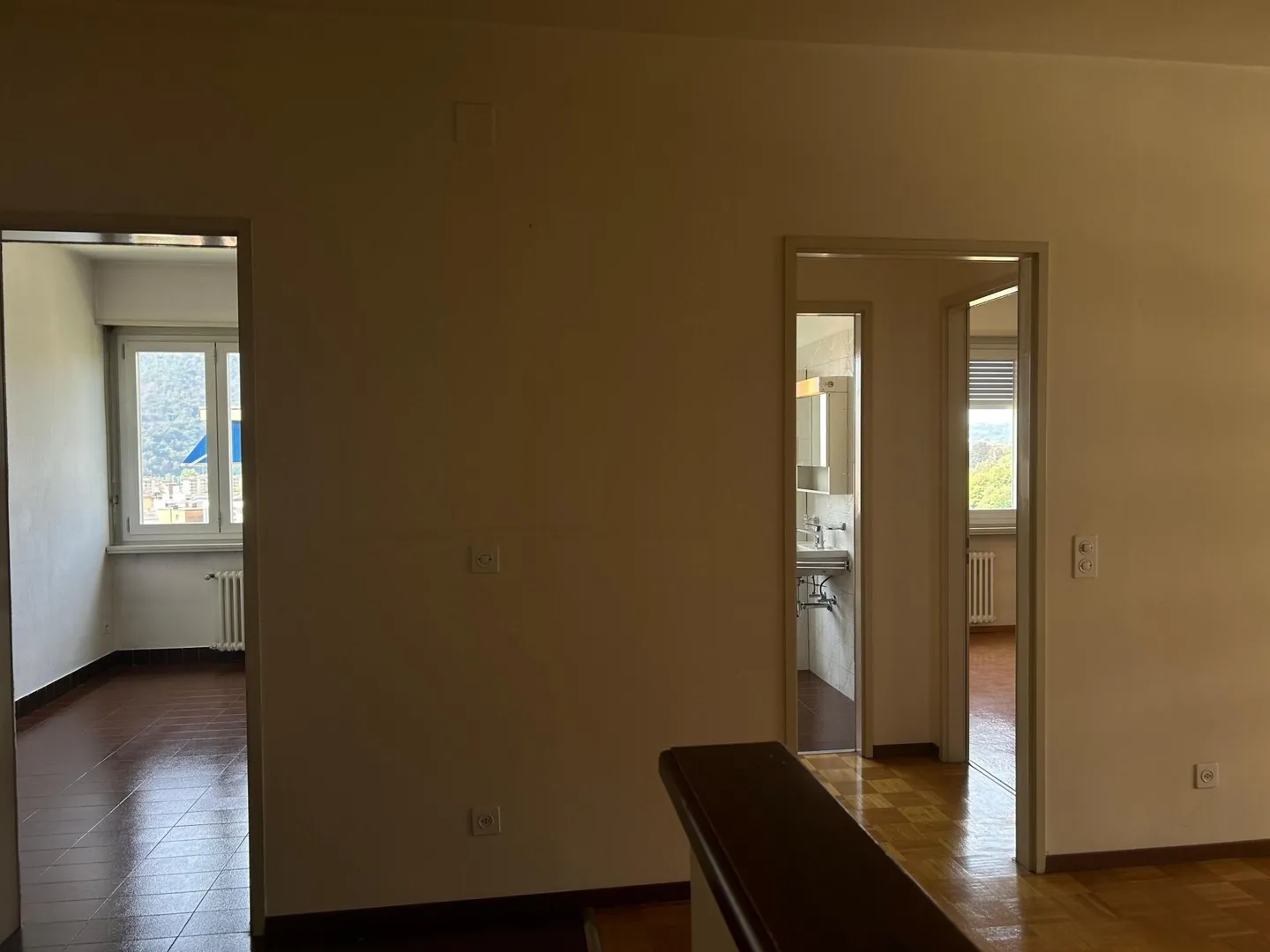 tranquillo appartamento di 2,5 locali - Vacallo - Photo 4 sur 13