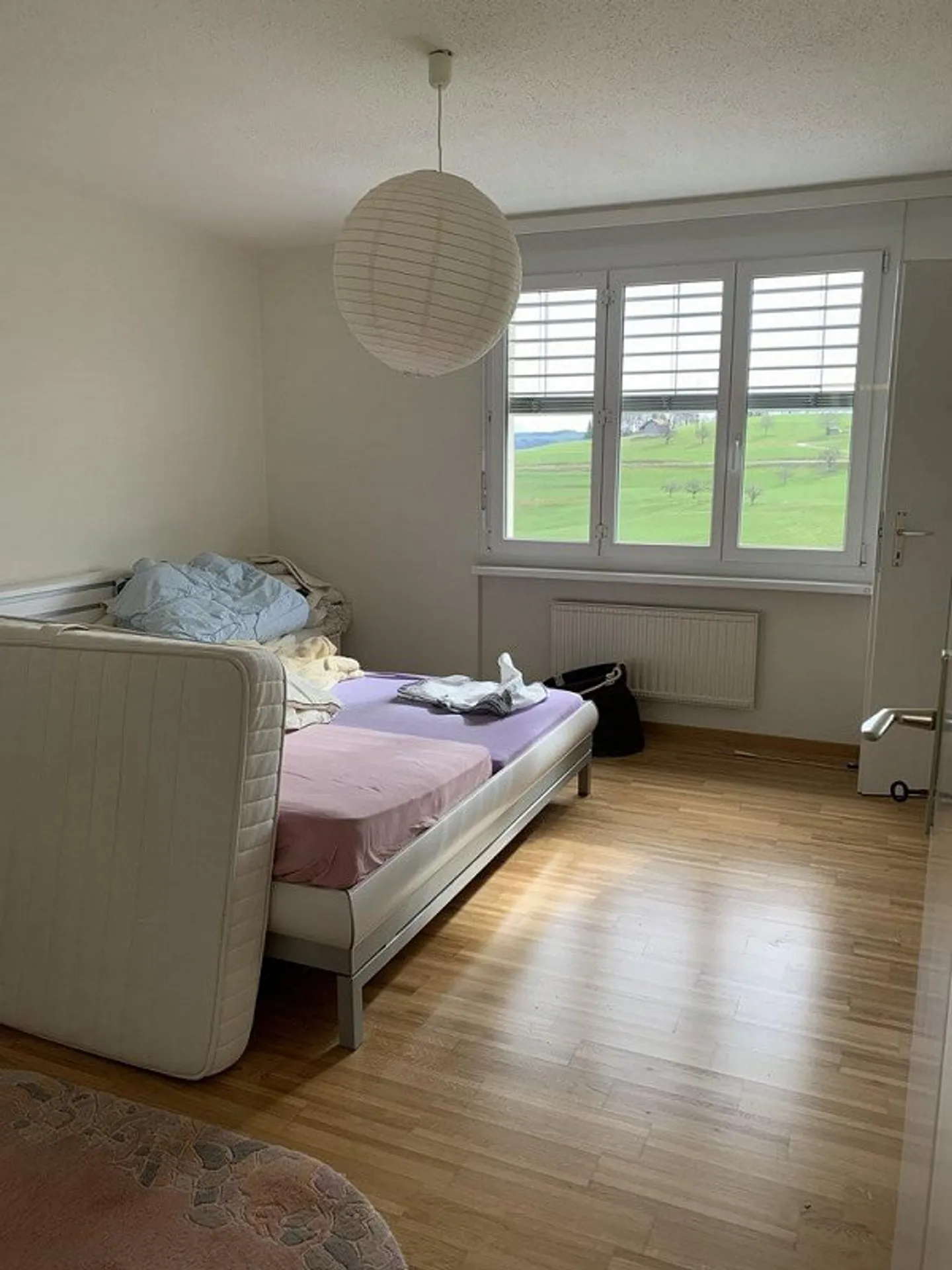 Appartamento soleggiato con balcone - Foto 8 di 10