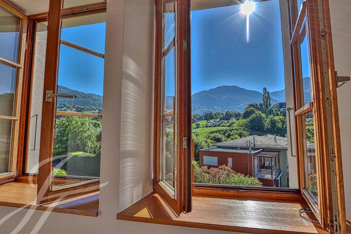 Exclusive!! 4.5-room apartment with impressive spaces - Photo 8 of 13