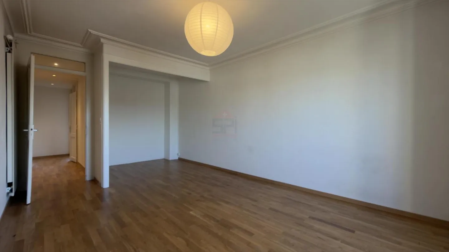 In vendita? Appartamento 4 locali 88m2 idealmente situato ad Acacias - Foto 2 di 6