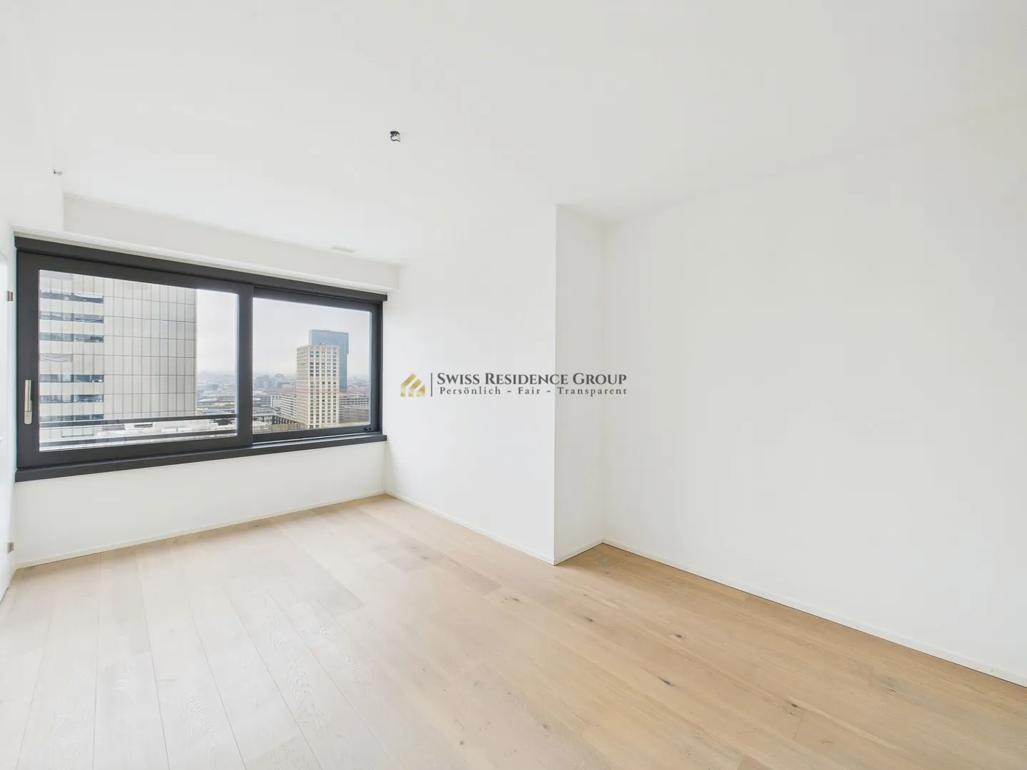 In alto a Zurigo Ovest - 3,5 stanze al 17° piano - Foto 13 di 17