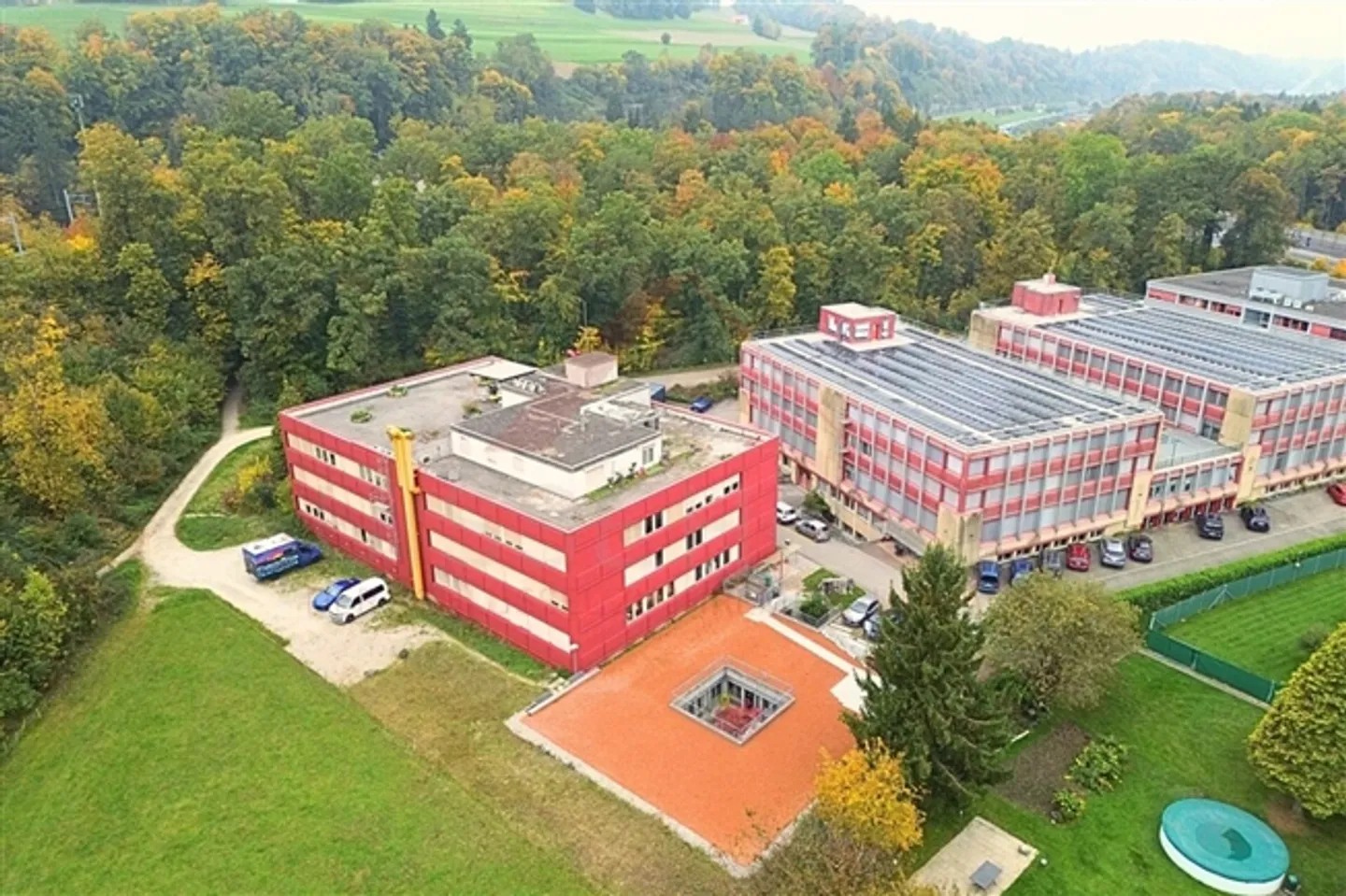 Vielseitiges Atriumgebäude in Thörishaus - Foto 1 von 20