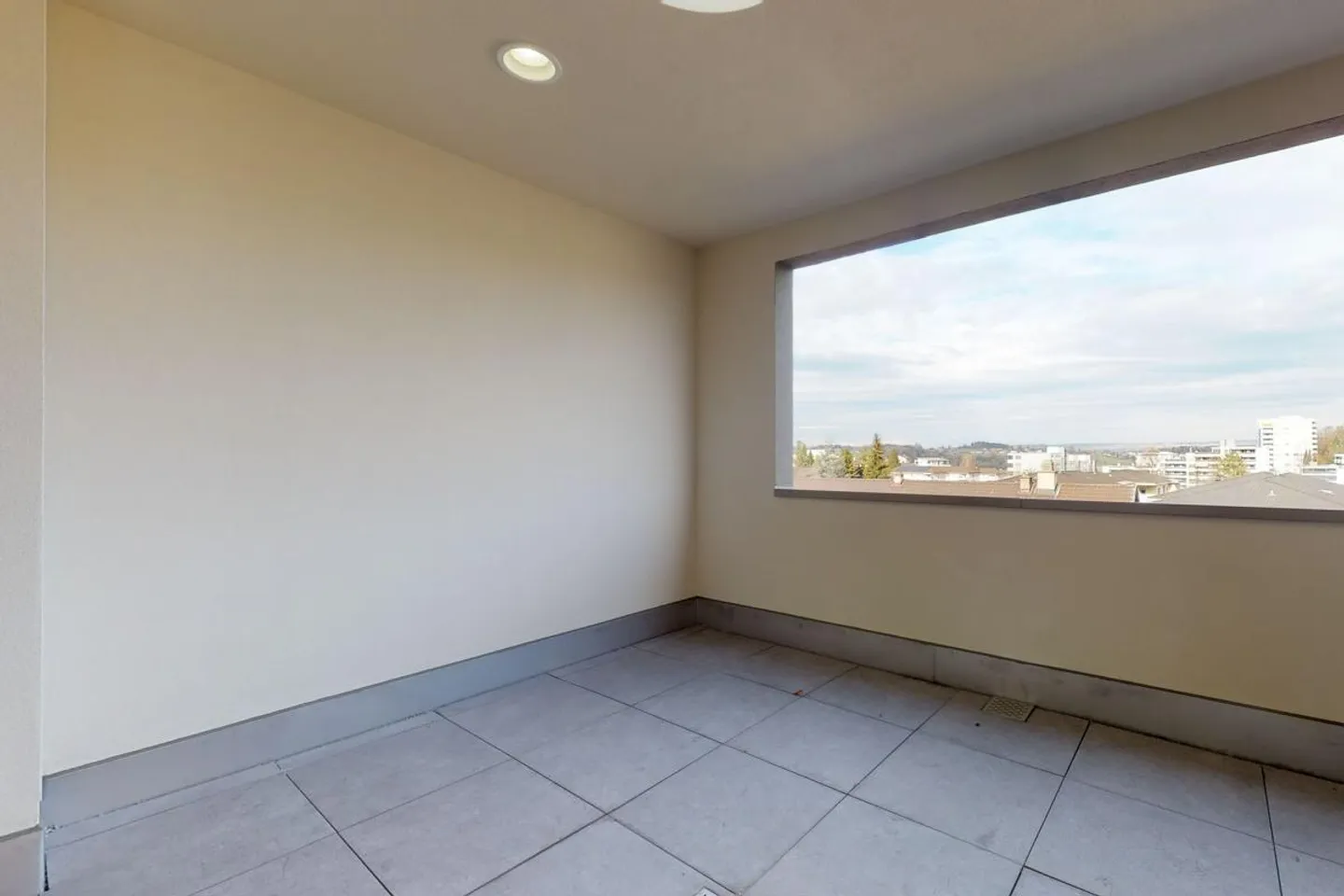 Bellissimo attico di 3,5 stanze nell'area Medici - Foto 10 di 11