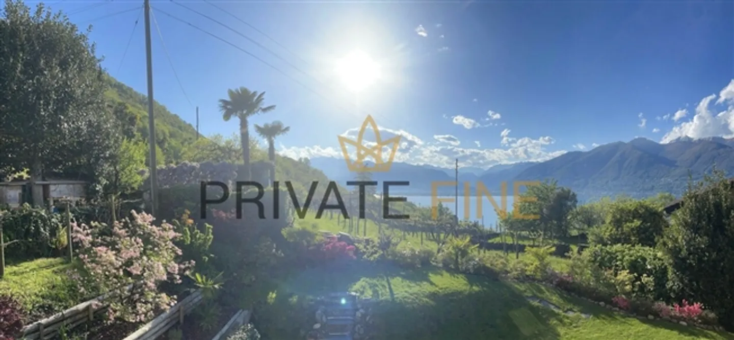 Minergie house with lake view and garden (also second home) - Photo 1 of 20