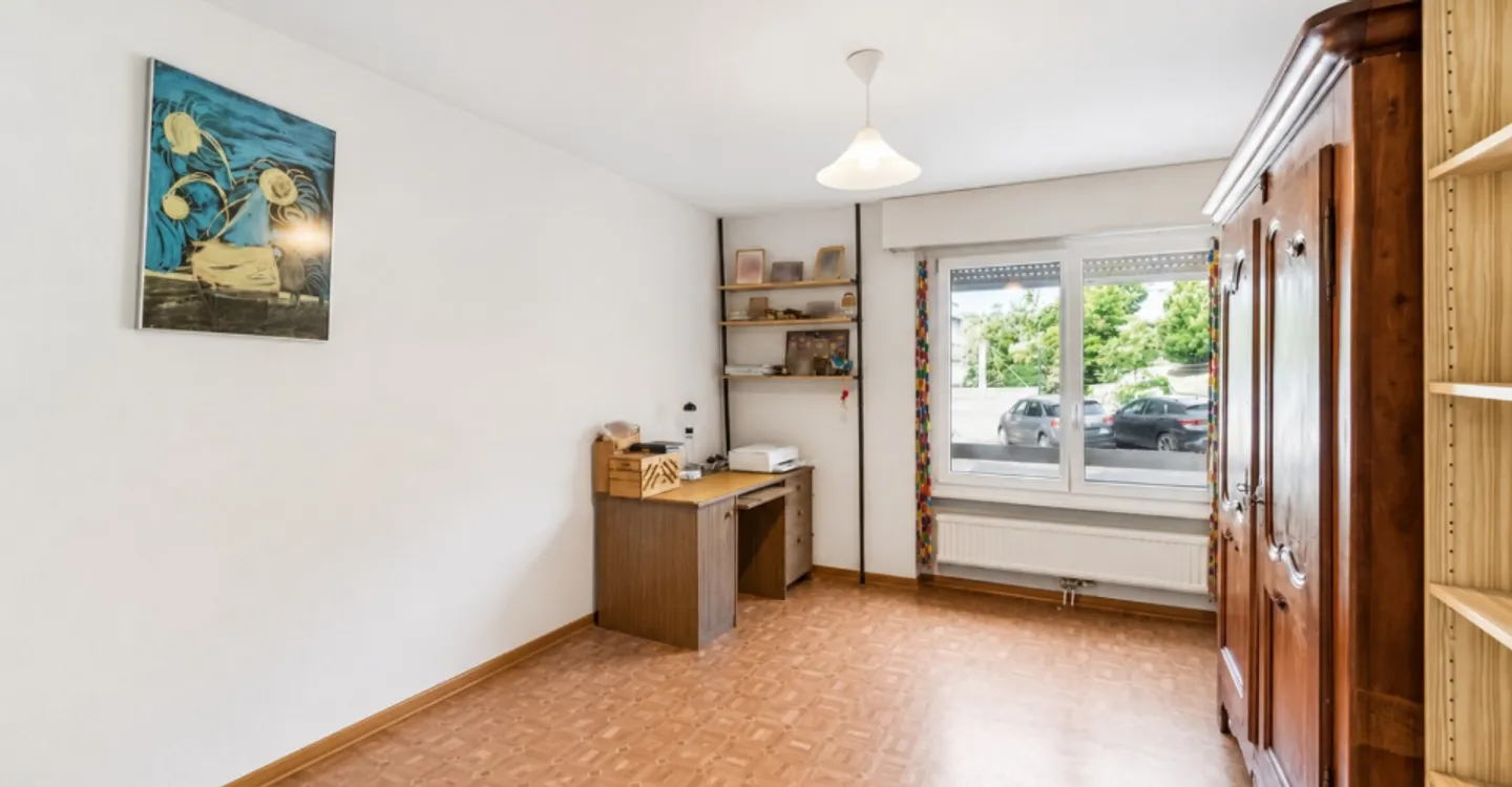 Appartement lumineux avec potentiel - Photo 5 sur 8