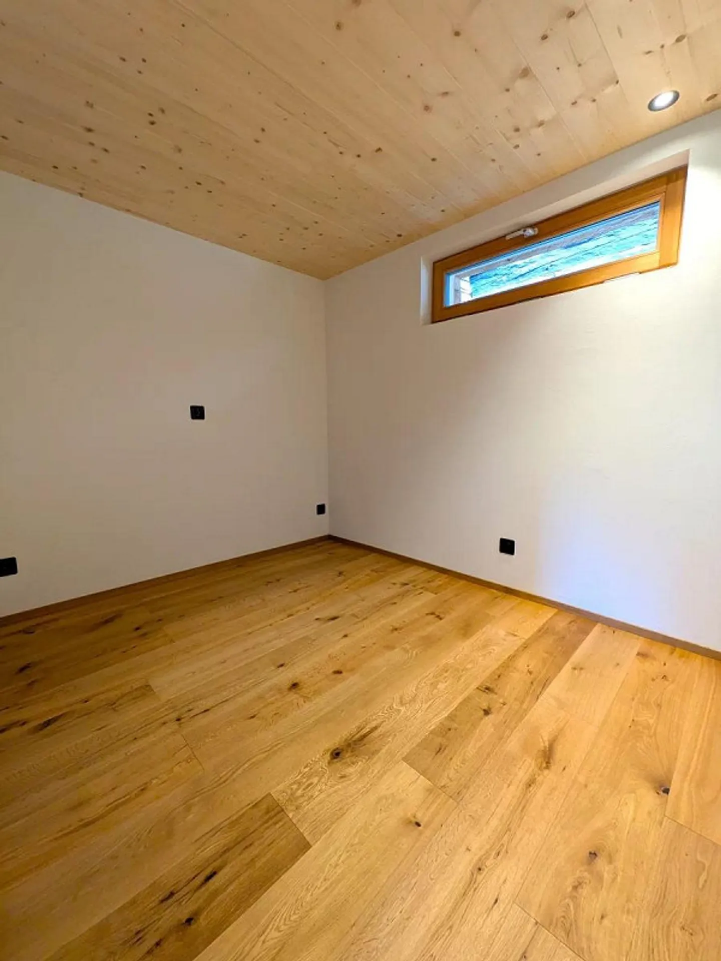 Hochwertig ausgebaute Stall-Scheune im Binntal - Foto 18 di 23