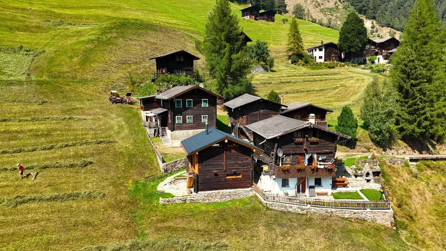 Hochwertig ausgebaute Stall-Scheune im Binntal - Foto 20 di 23