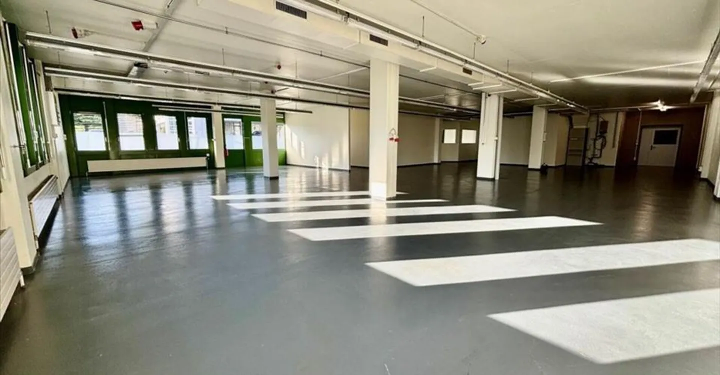 Bureau à louer - Photo 2 sur 6