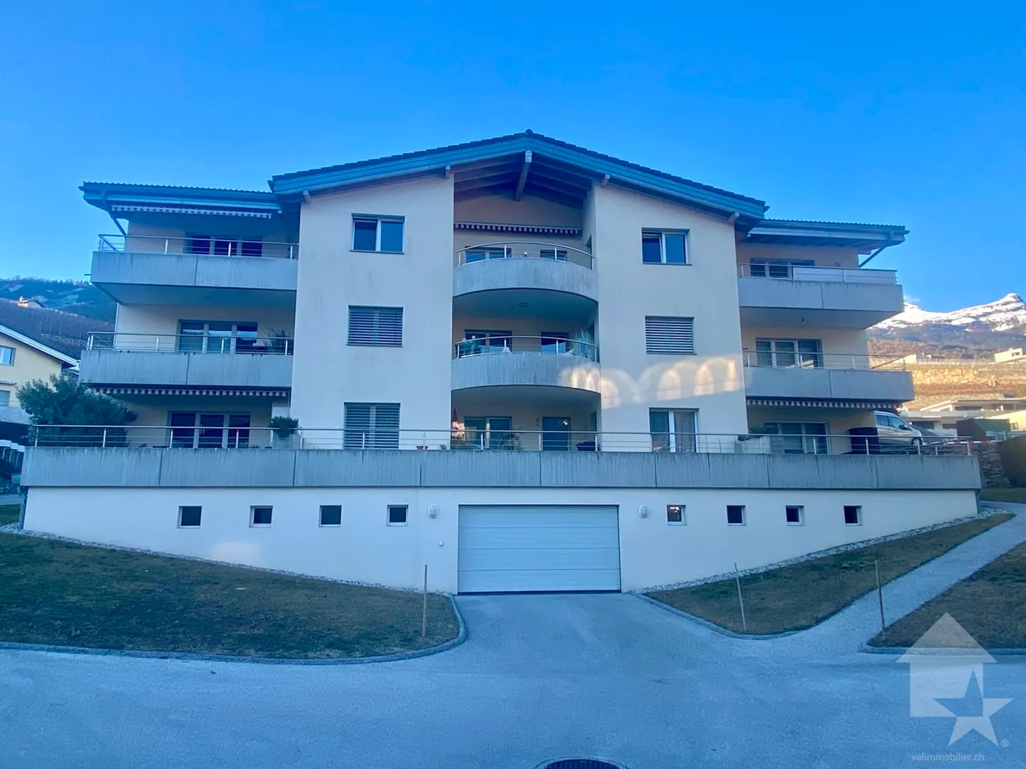 Magnificent penthouse apartment near the center, garage, park and view! - Photo 19 of 19