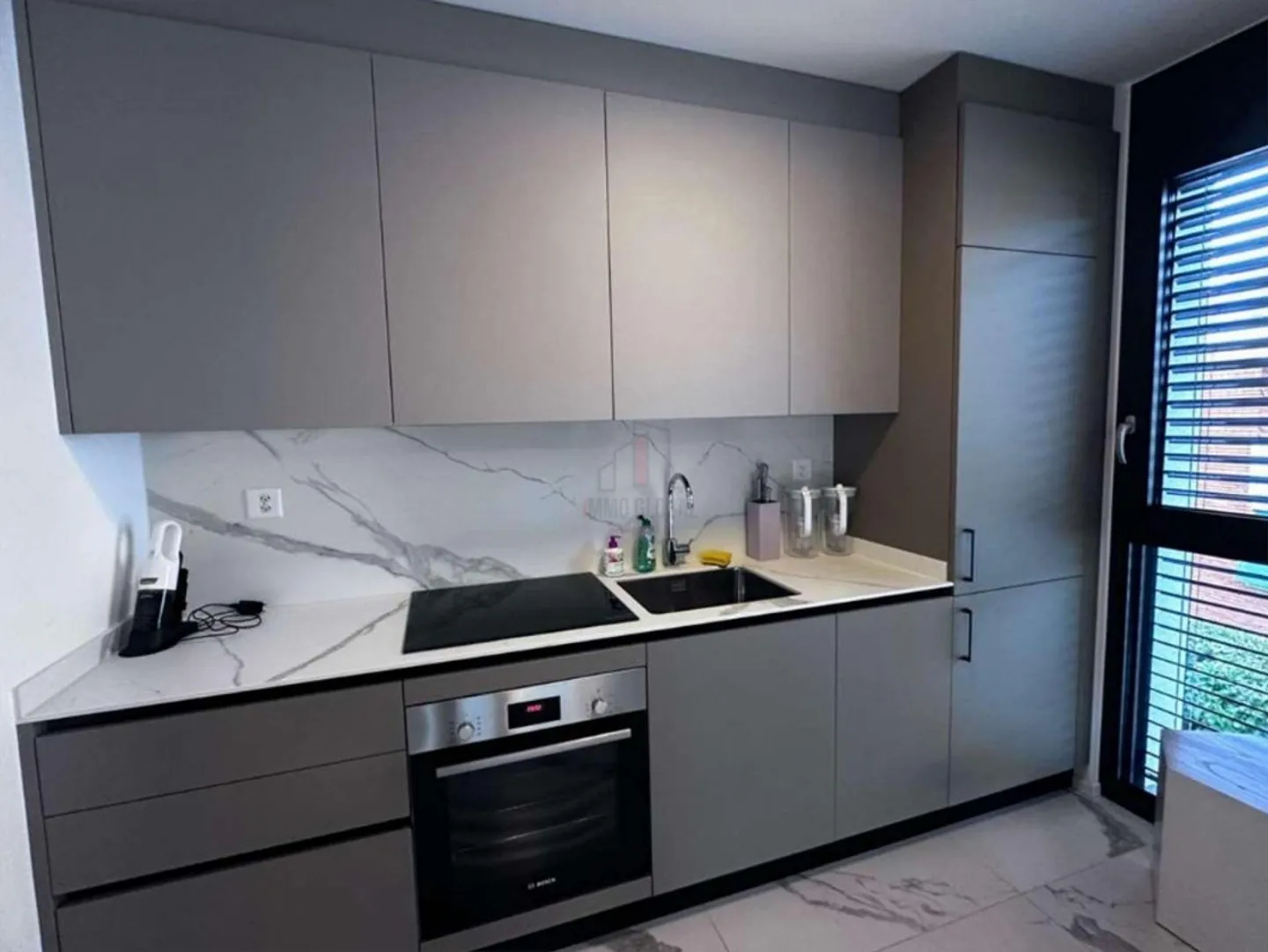 Appartement prestigieux 2 pièces avec belle terrasse - Photo 2 sur 10