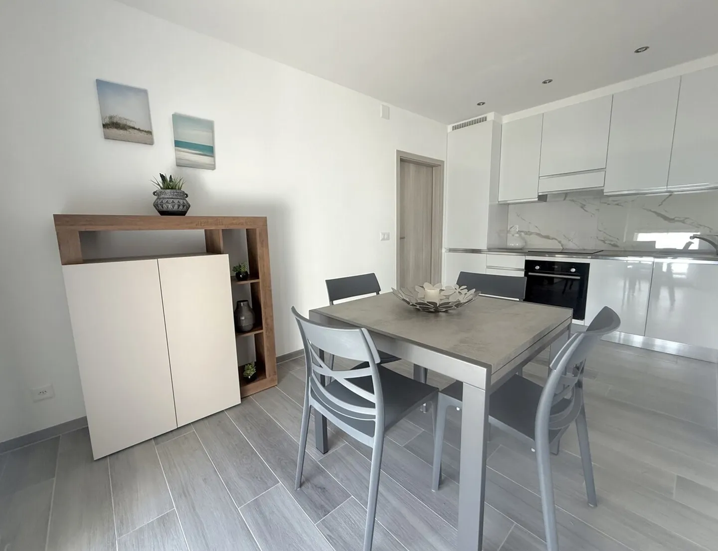 Appartamento moderno di 3,5 stanze con balcone a Vacallo - Foto 1 di 11