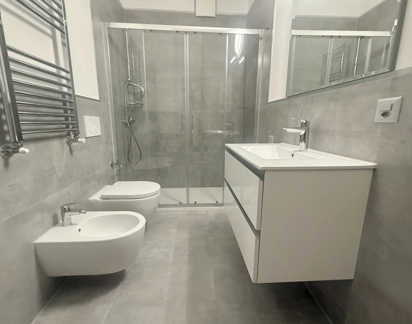 Appartamento moderno di 3,5 stanze con balcone a Vacallo - Foto 9 di 11