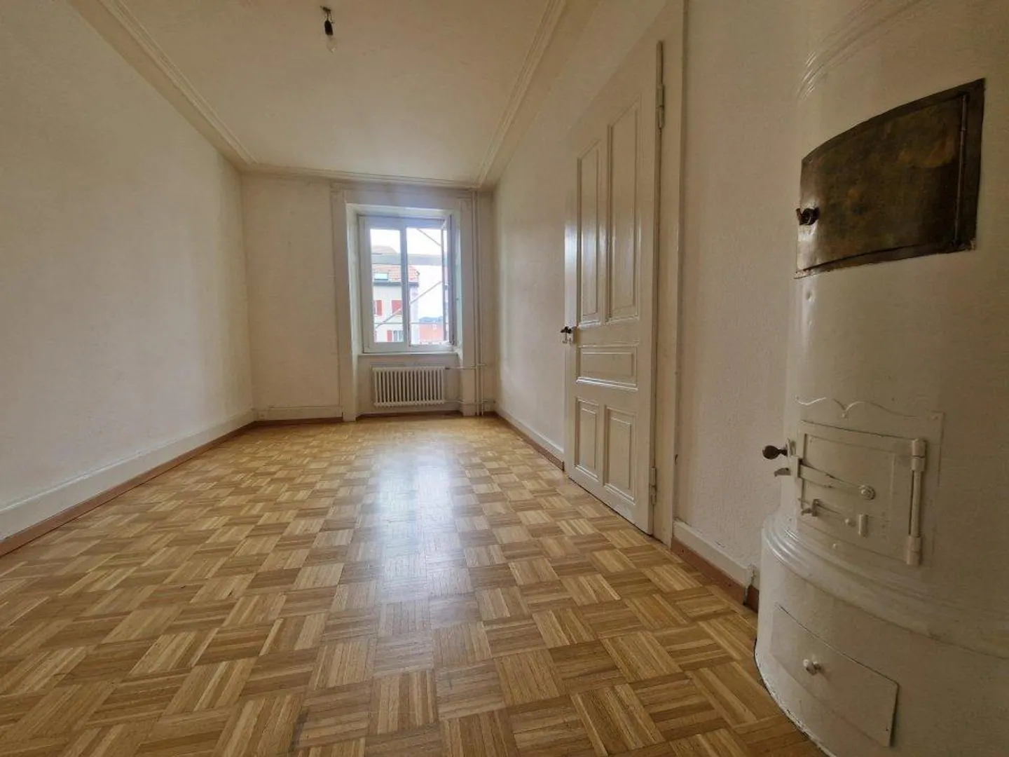 01184 - 2-Zimmer-Wohnung - Temple-Allemand 105 - La Chaux-de-Fonds - Foto 2 von 5