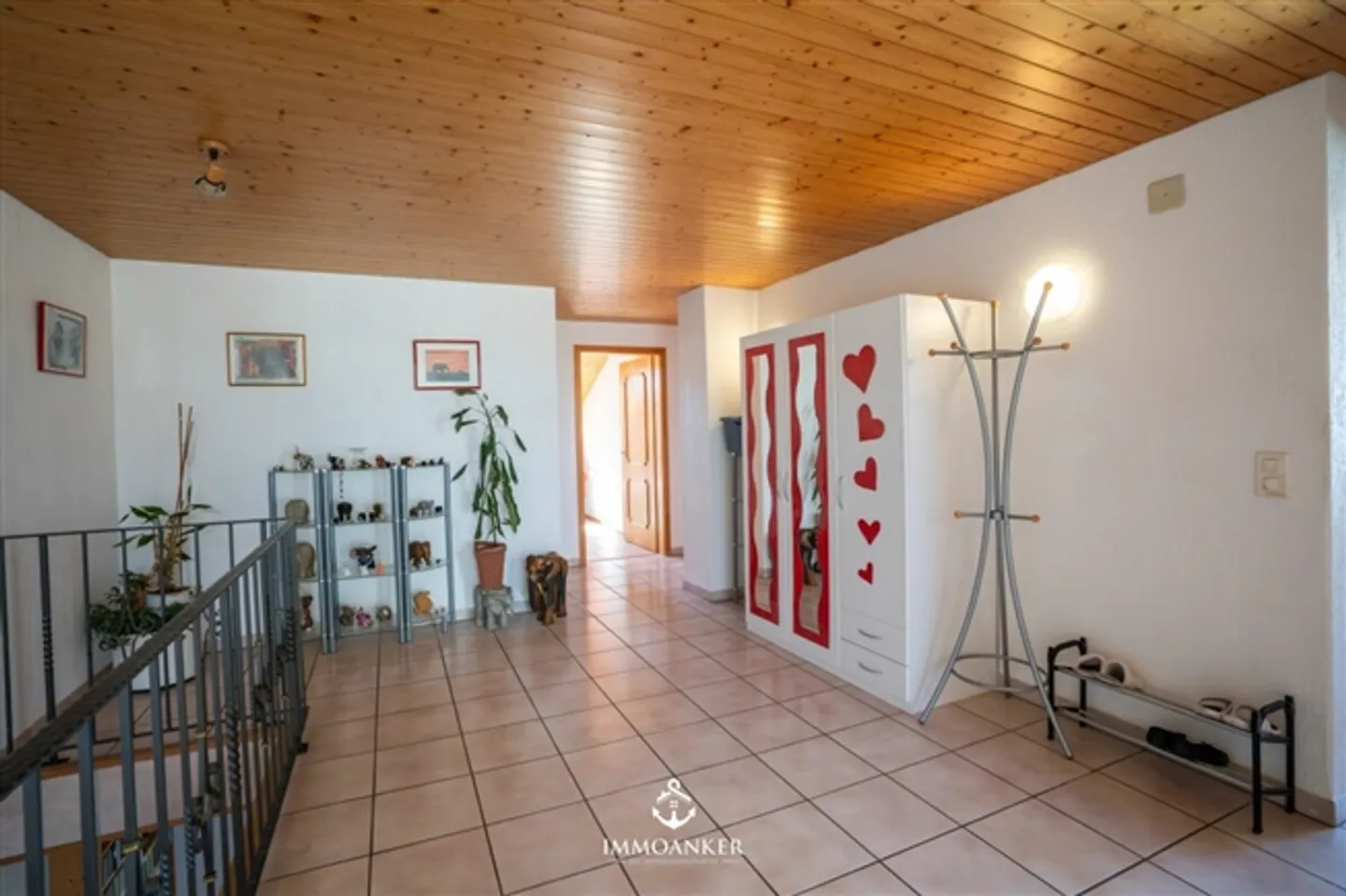 Charmante maison à Busswil avec un potentiel d'utilisation polyvalent près du lac - Photo 15 sur 15