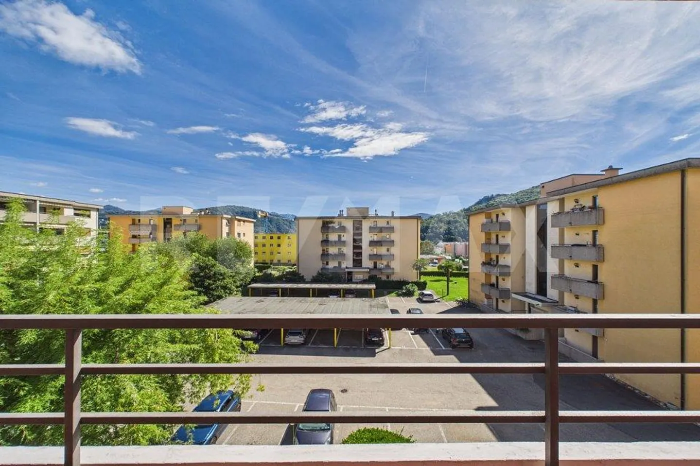 Appartement spacieux et ensoleillé de 2,5 pièces à Caslano - Photo 4 sur 13