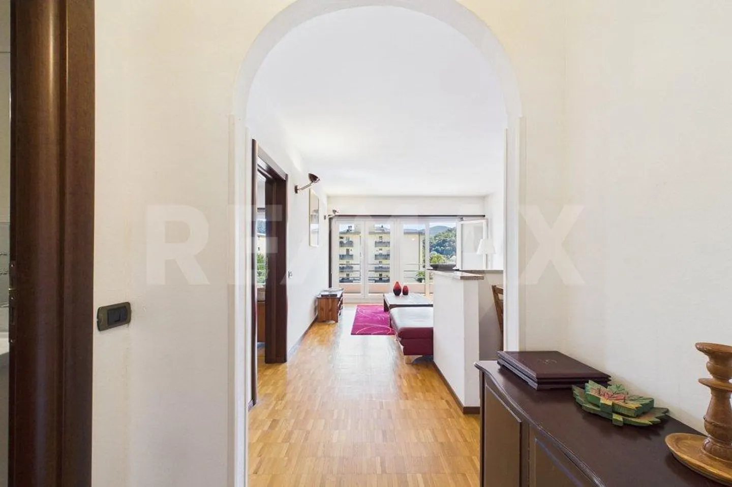 Appartement spacieux et ensoleillé de 2,5 pièces à Caslano - Photo 5 sur 13