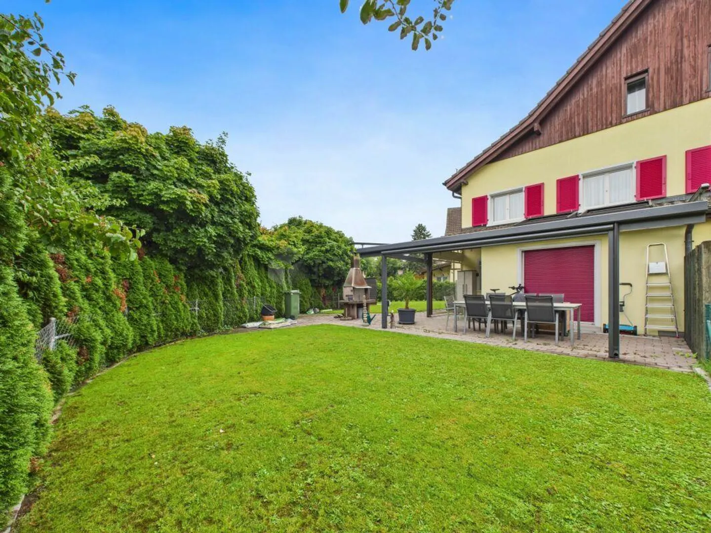 Unico casa familiare semi-indipendente ti aspetta! - Foto 1 di 21