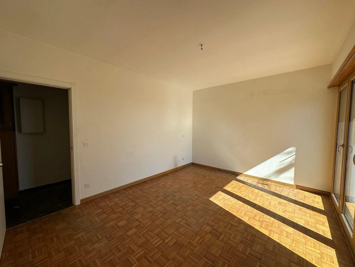 Sagno, Valle di Muggio: casa su un livello con vista iconica e layout aperto - Foto 11 di 14