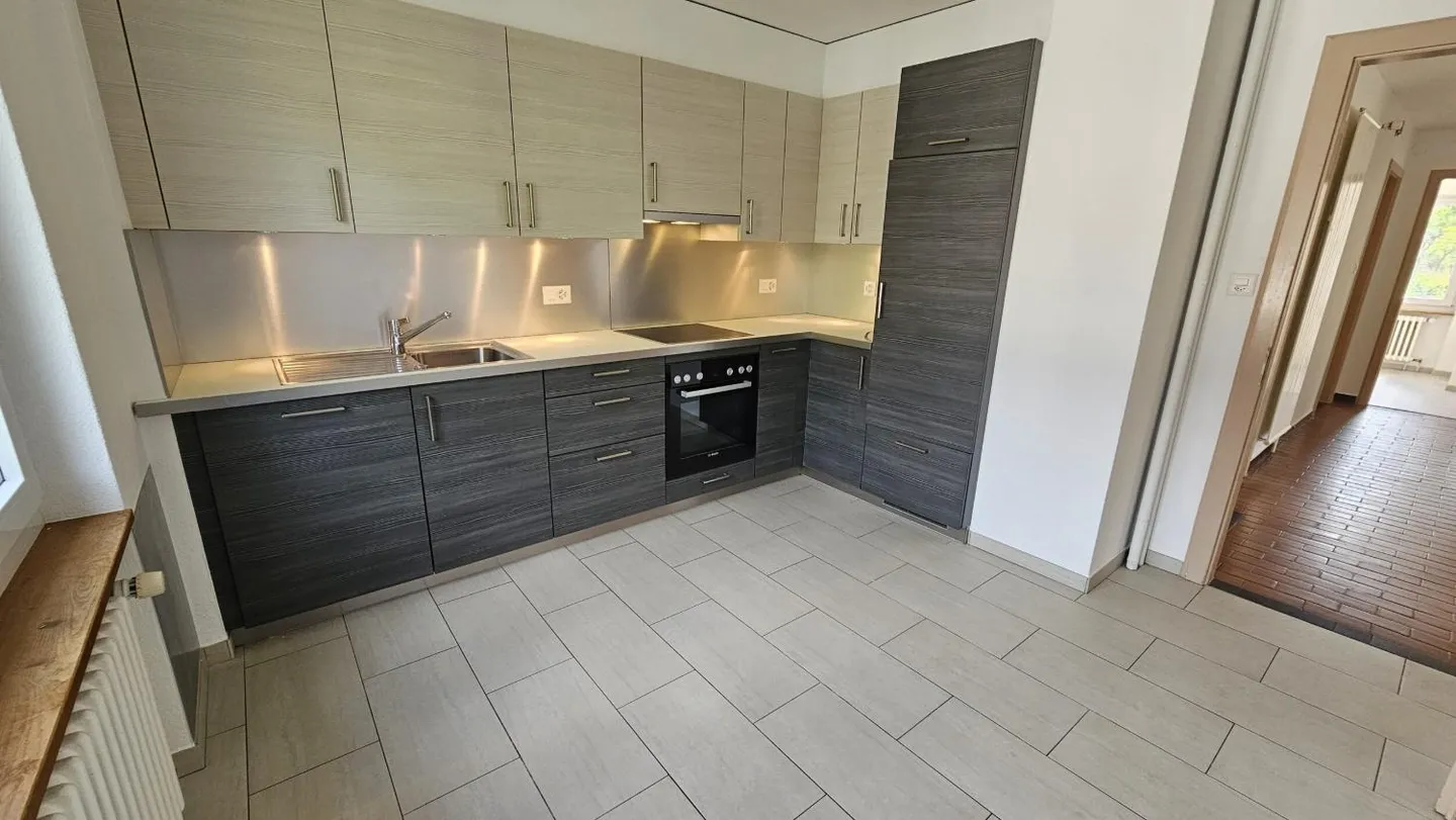 4.5 Room Apartment - Photo 1 of 13