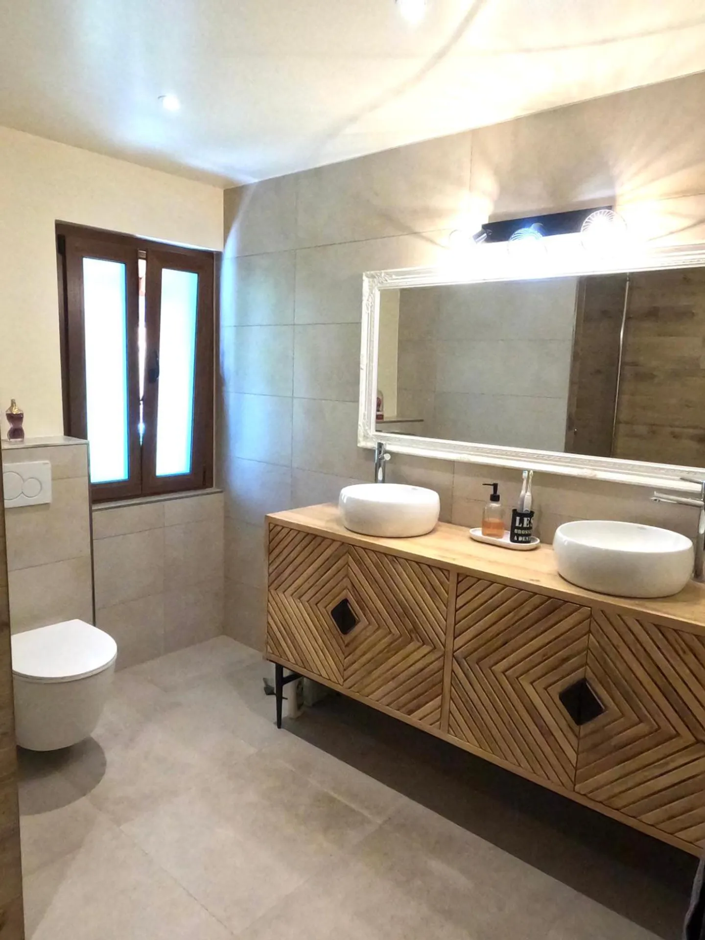 Magnifica casa indipendente con 2 appartamenti in vendita a Corbeyrier - Foto 4 di 5