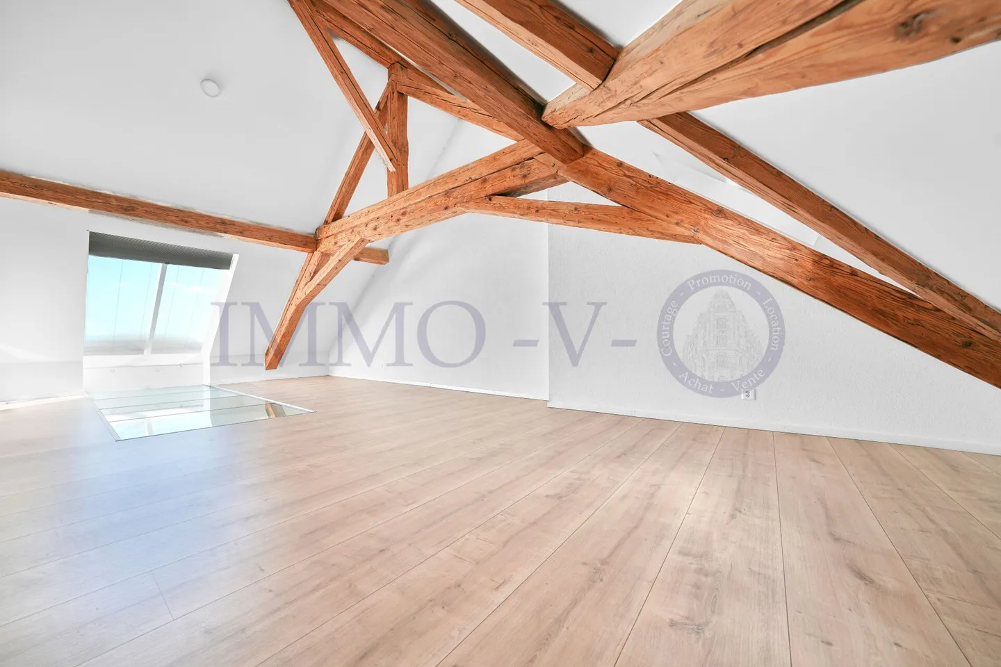 EXKLUSIV MIT CHARME - STADTHAUS MIT ZWEI WOHNUNGEN - Foto 16 von 19