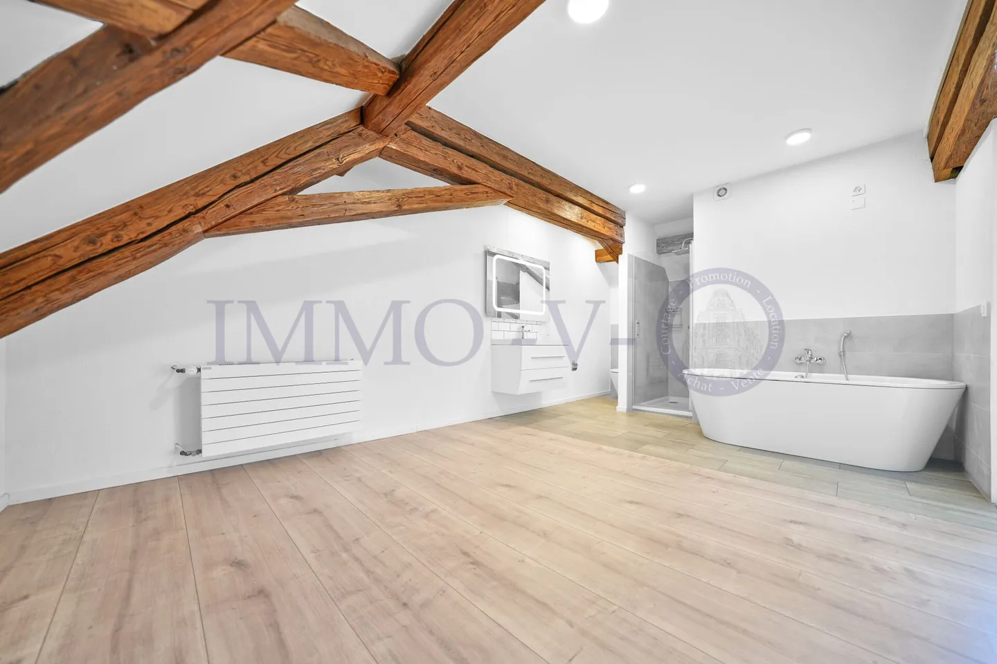 EXKLUSIV MIT CHARME - STADTHAUS MIT ZWEI WOHNUNGEN - Foto 17 von 19