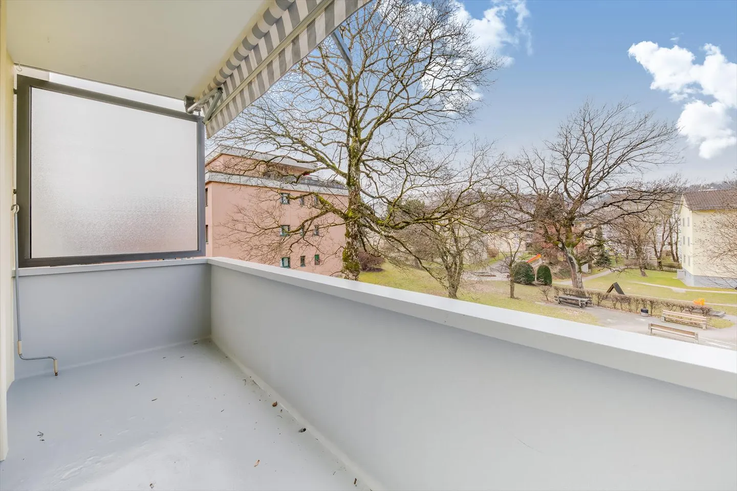 Charming - close to the center - Your new home! - Photo 10 of 10