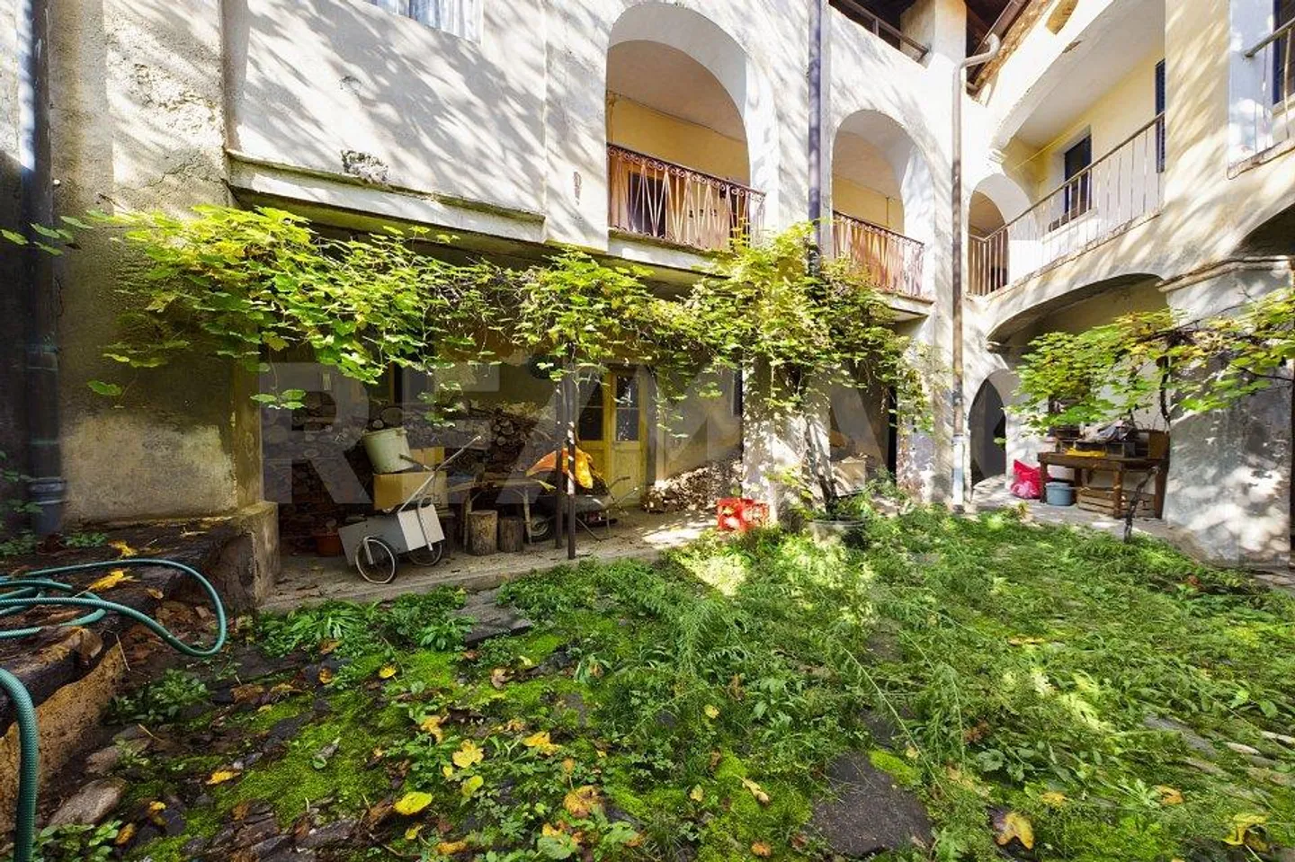 Maison de village historique à Carabbia - Photo 1 sur 13