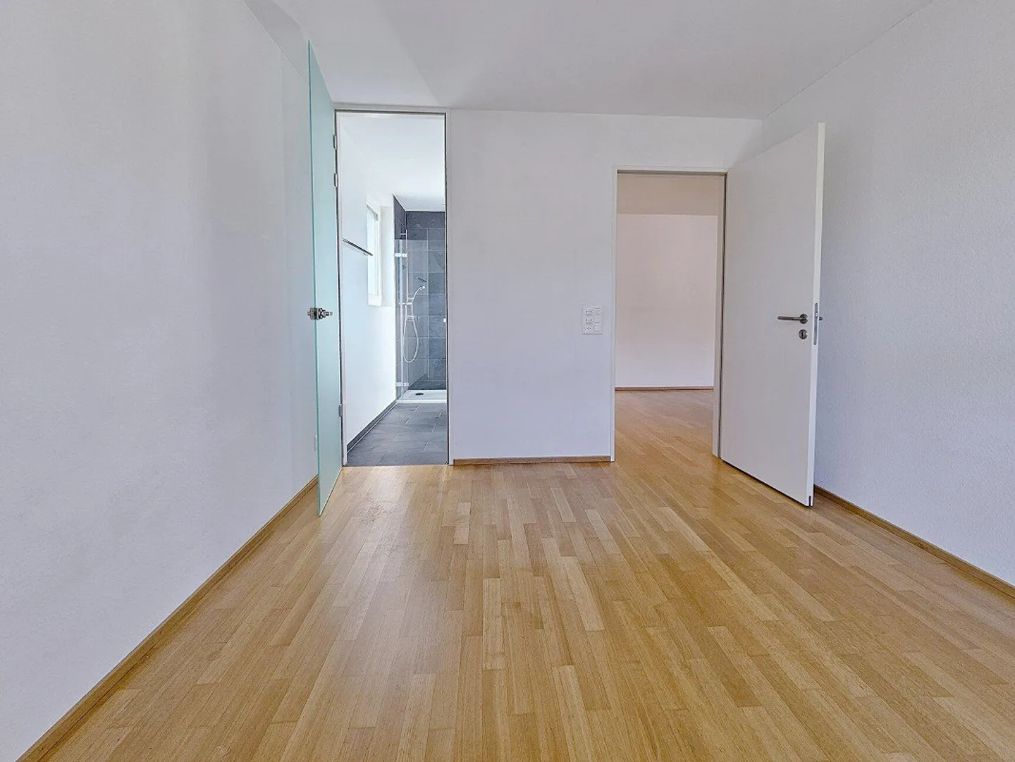 Well-maintained, quiet and central 3.5-room penthouse apartment - Photo 4 of 18