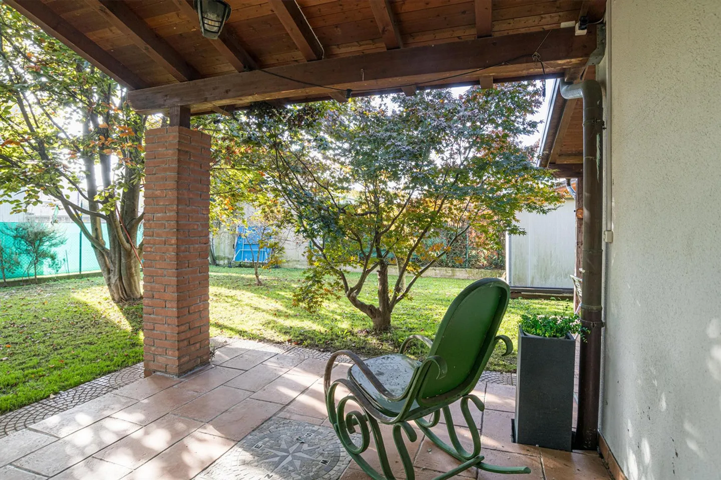 Villa with 5.5 rooms and charming garden in Ligorhetto - Photo 3 of 9