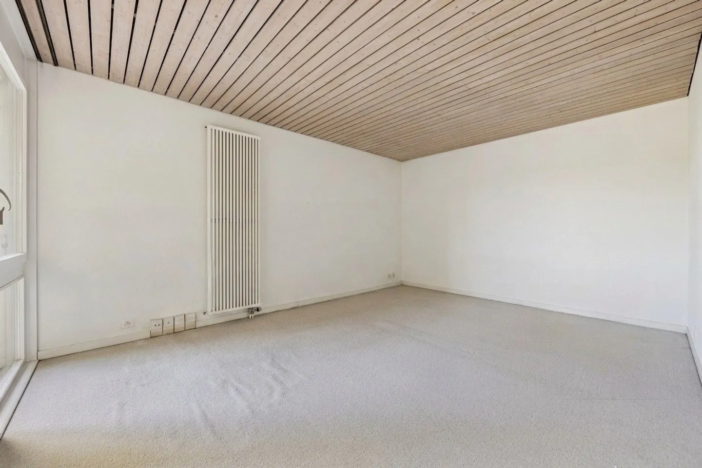 Spacious Terrace Apartment - Photo 11 of 13