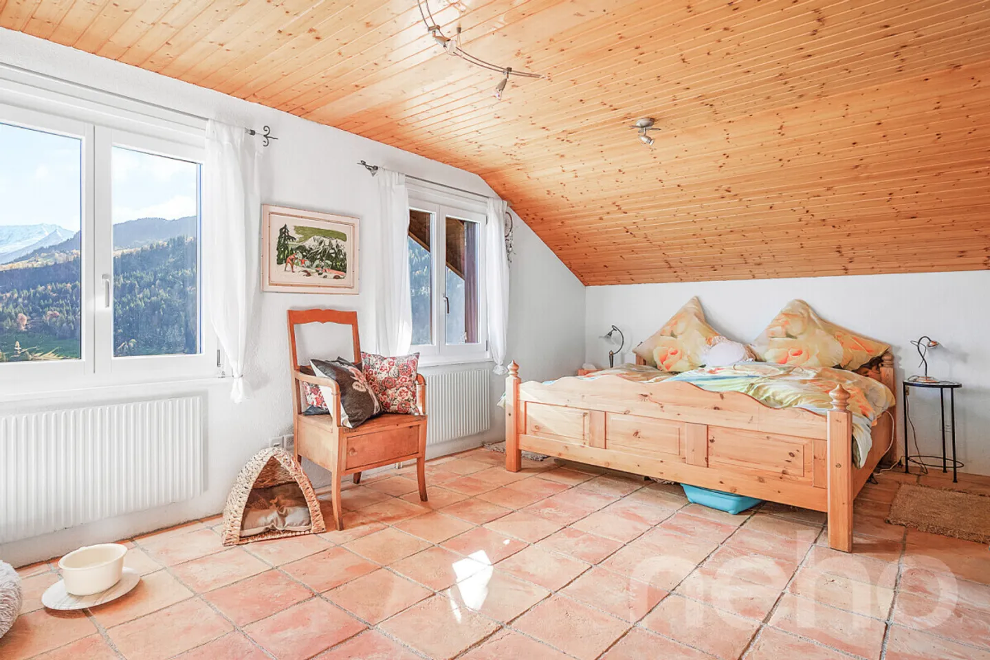 Charming chalet with incomparable views in Ruschein GR - Photo 9 of 12