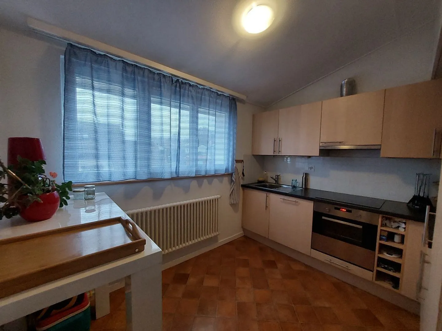 Maison comprenant deux appartements indépendants ainsi que des bureaux - Photo 7 sur 11