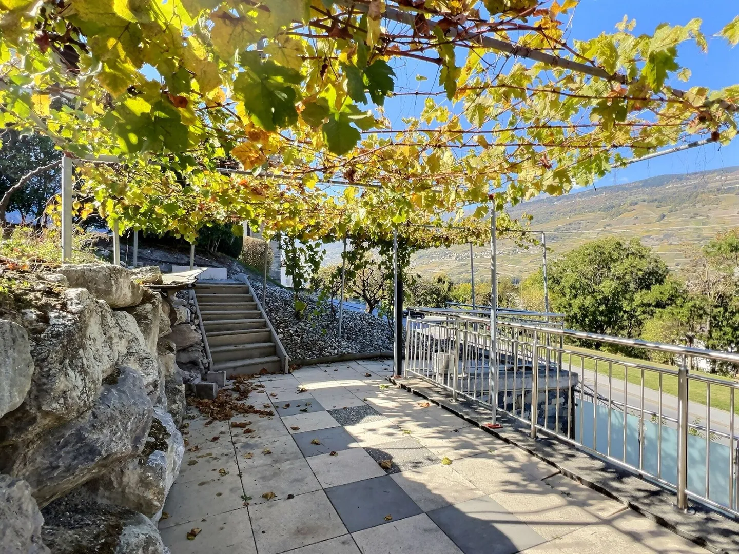 Elegante villa familiare nel cuore di Chalais - Foto 2 di 39