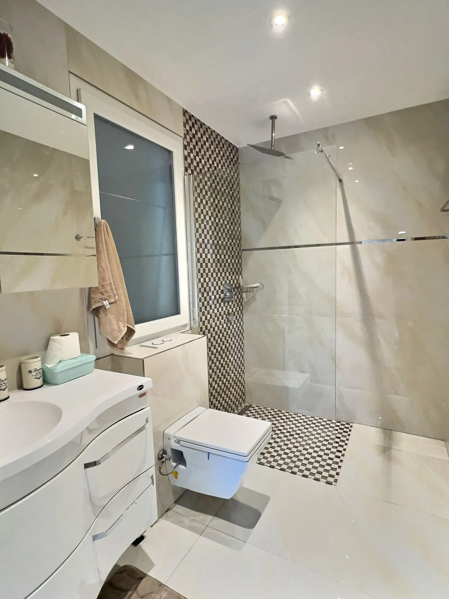 Elegante villa familiare nel cuore di Chalais - Foto 26 di 39