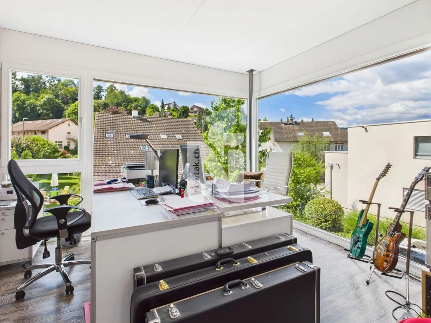 Quiet, modern, light-flooded, with large balcony, terrace, garden and carport - Photo 11 of 13