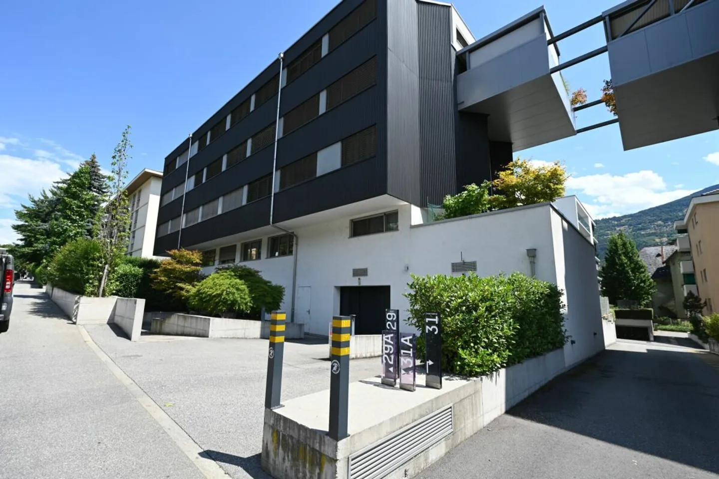 Spacious Duplex Apartment with Terrace - Photo 1 of 31