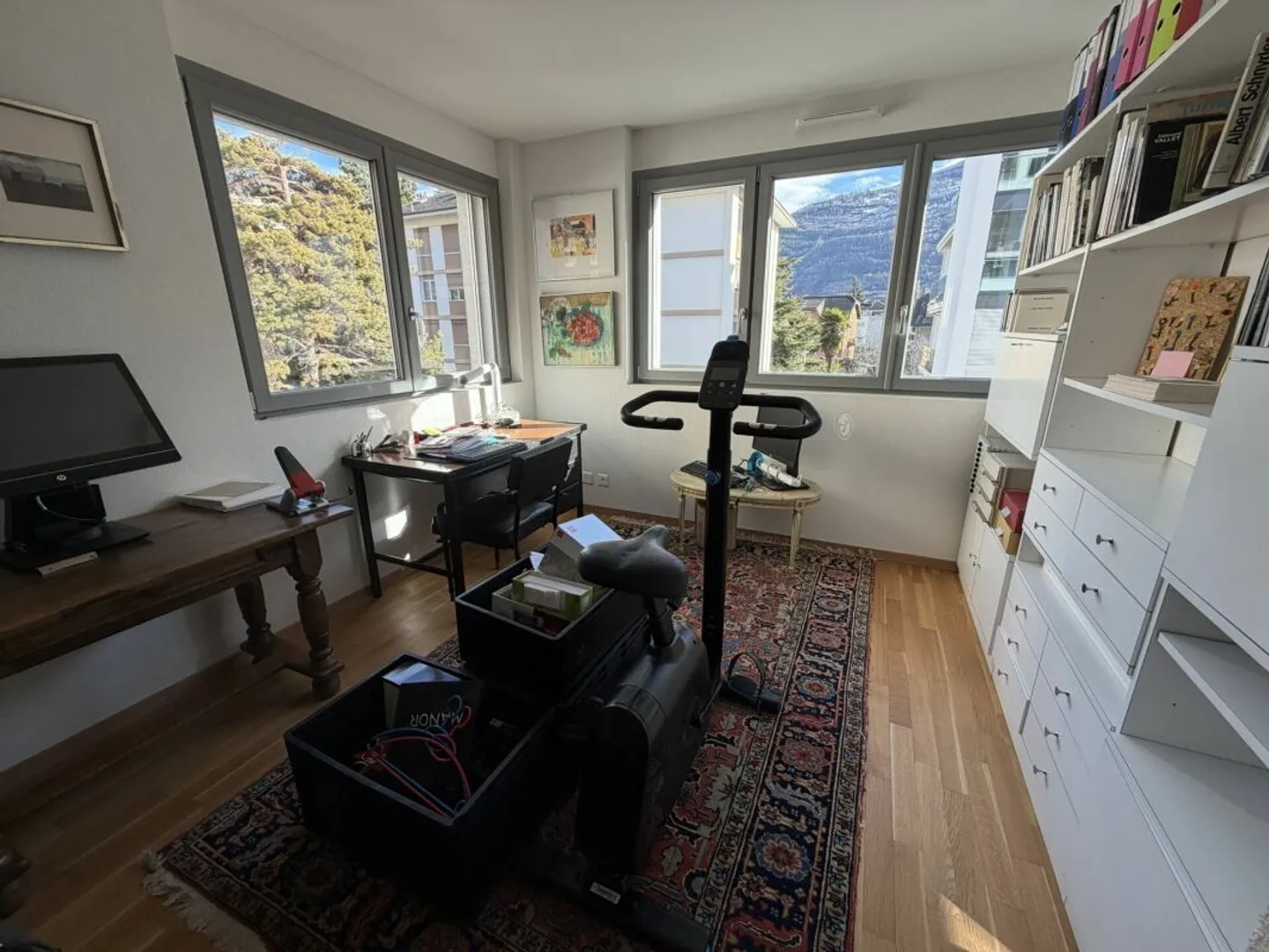 Spacious Duplex Apartment with Terrace - Photo 5 of 31