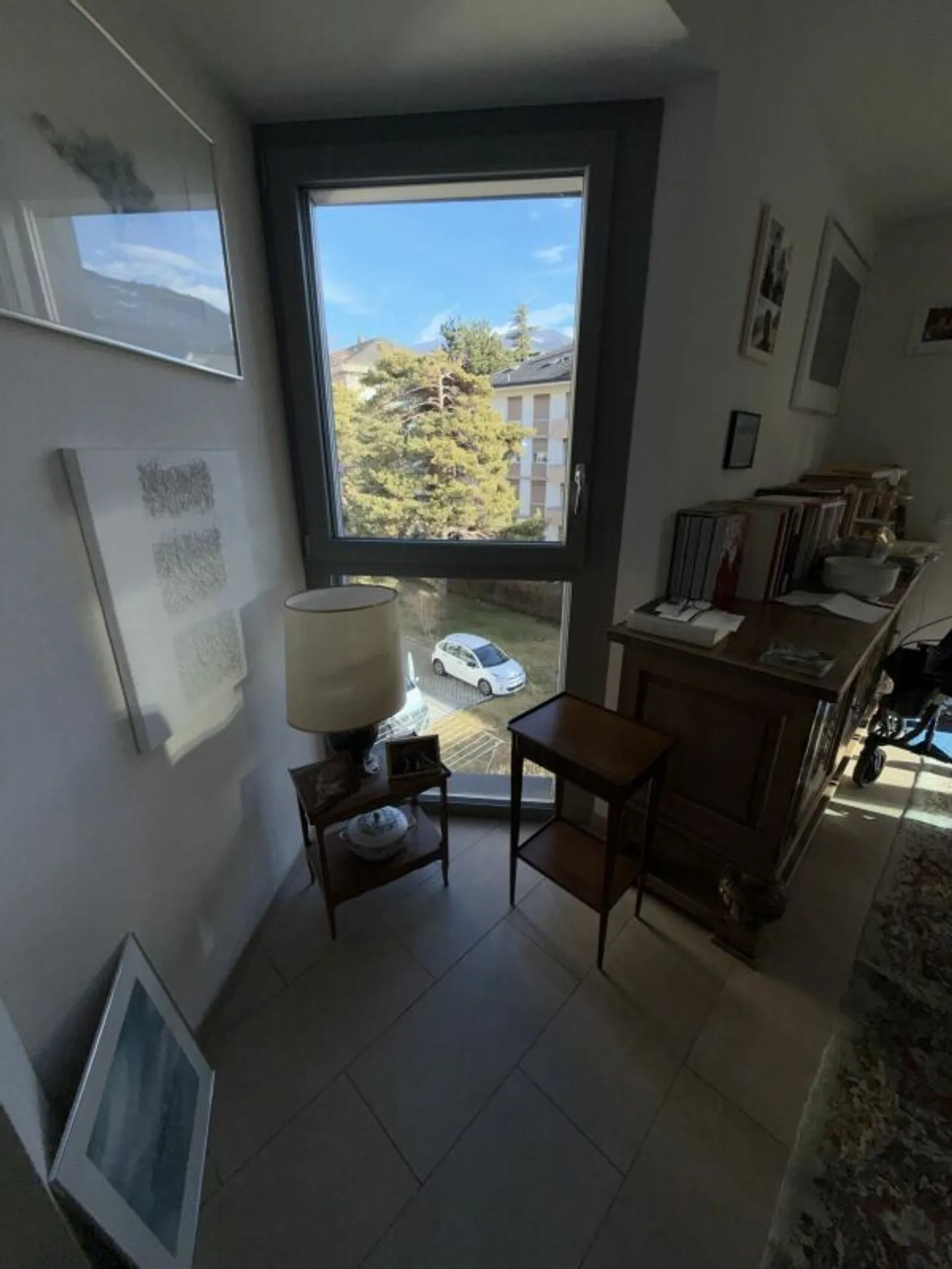 Spacious Duplex Apartment with Terrace - Photo 20 of 31