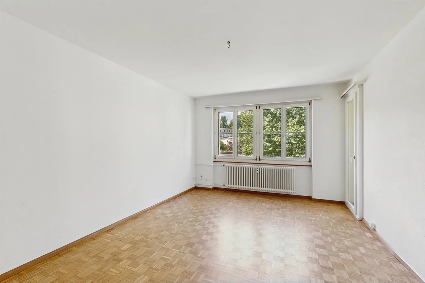 RENT WITHOUT DEPOSIT - Comfort in a central location - Photo 5 of 9