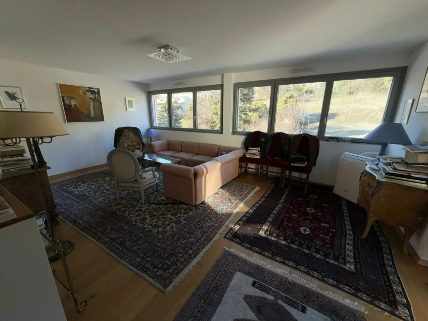 Spacious Duplex Apartment with Terrace - Photo 16 of 31