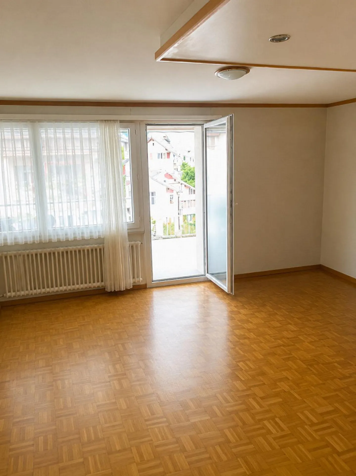 Appartement 3 pièces au cœur du village de Schattdorf - Photo 2 sur 14