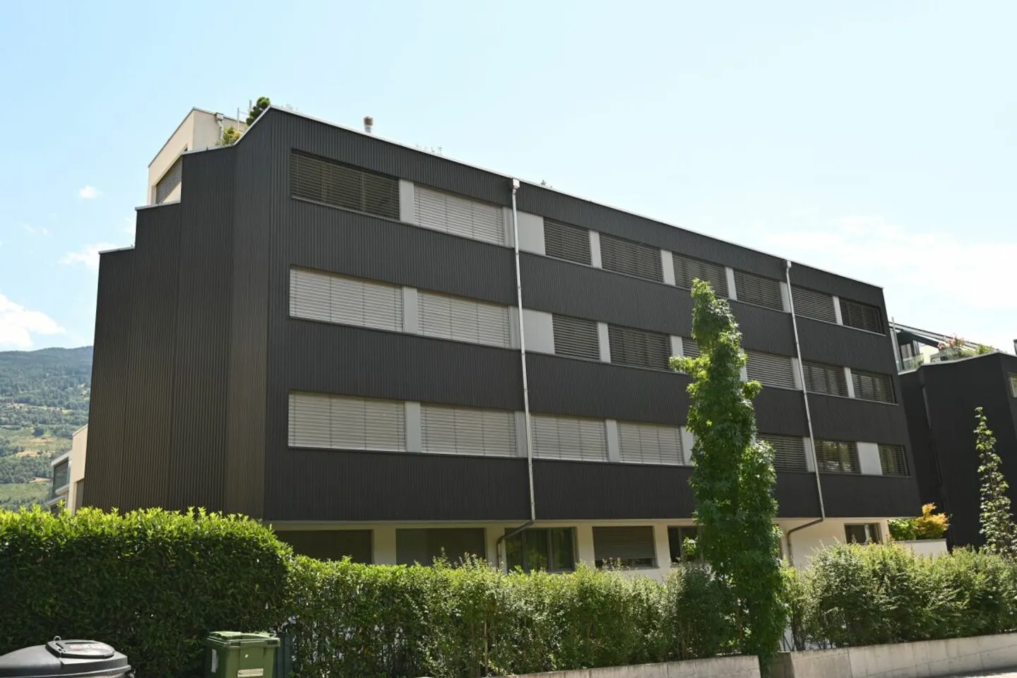 Spacious Duplex Apartment with Terrace - Photo 31 of 31