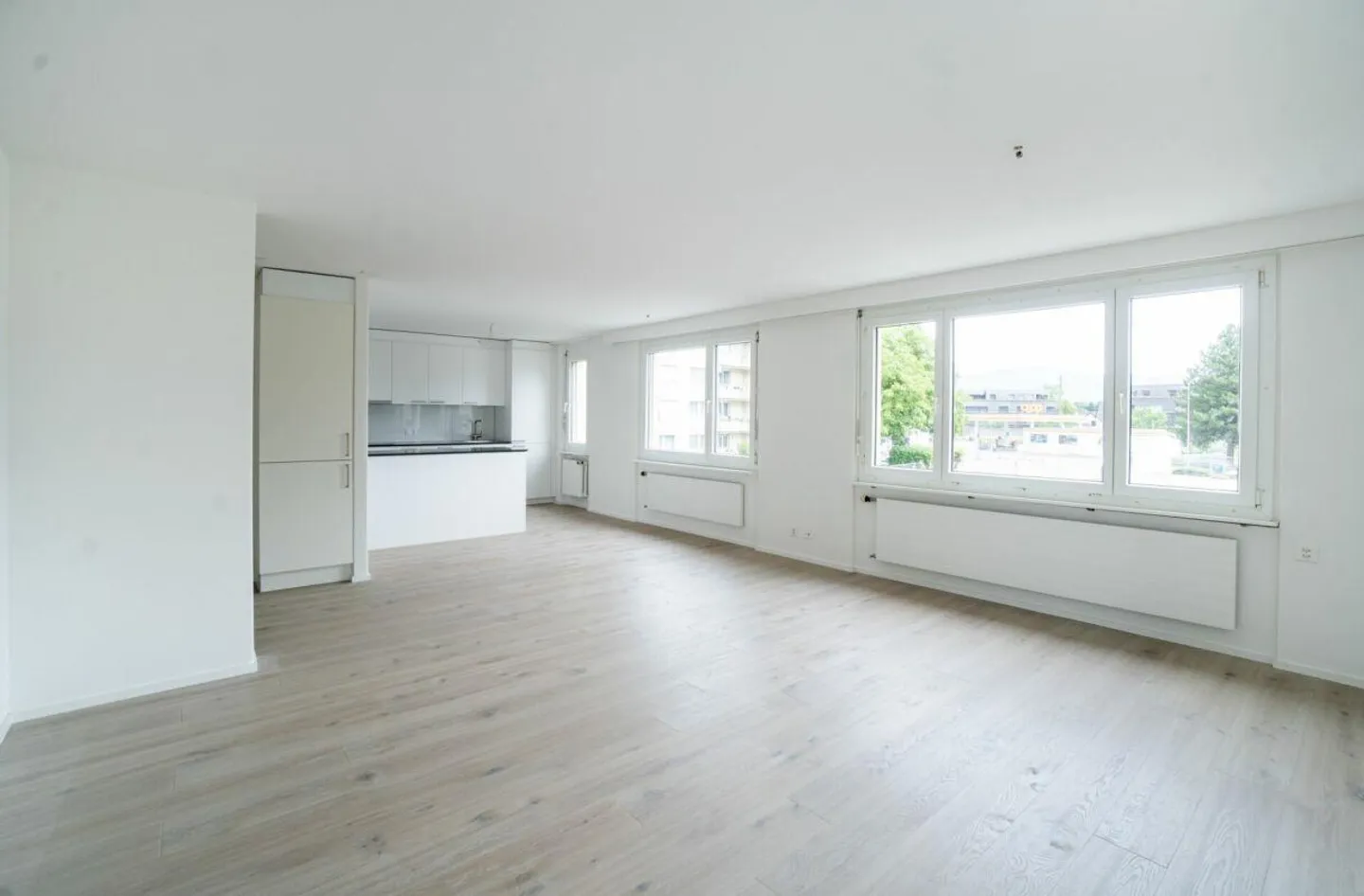 Freshly renovated and centrally located 3.5-room apartment - Photo 5 of 24